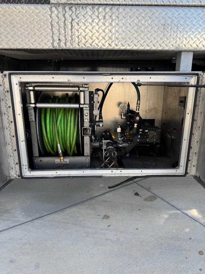 2012 Peterbilt 348 Jetter — photo 8