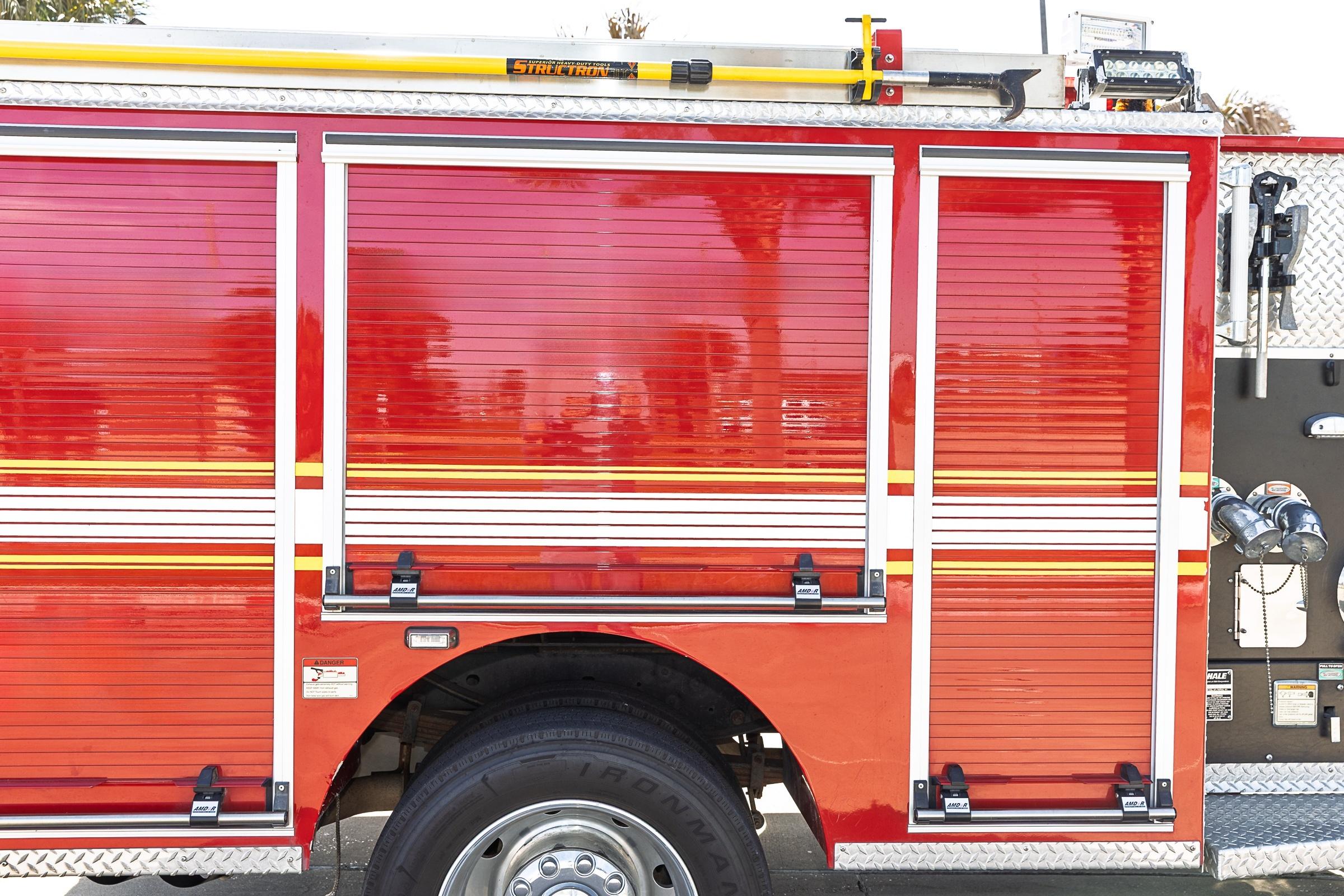 2013 Pierce Ford 4x4 Mini Pumper - image 32