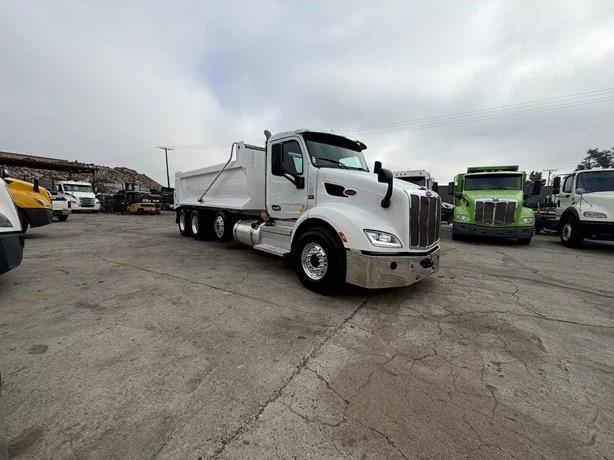 2018 Peterbilt 579 Super 10 Dump Truck - image 9