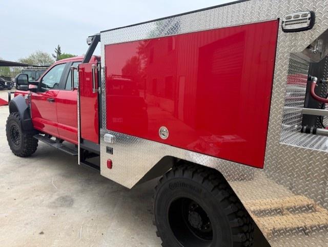 2025 Ford Brush Truck - image 3