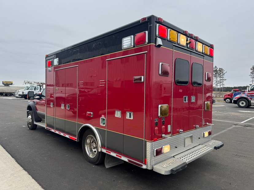 2008 MedTec Ford Type I Ambulance — photo 3