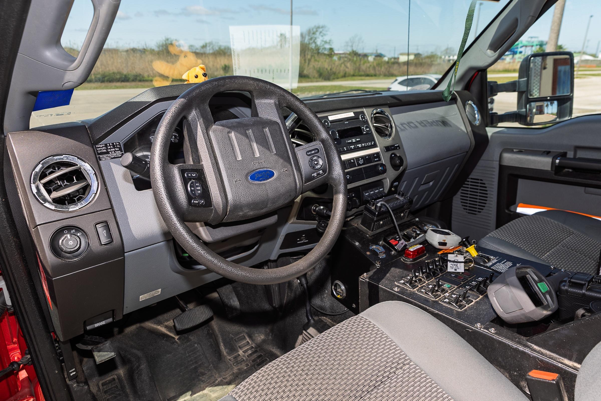 2013 Pierce Ford 4x4 Mini Pumper - image 60