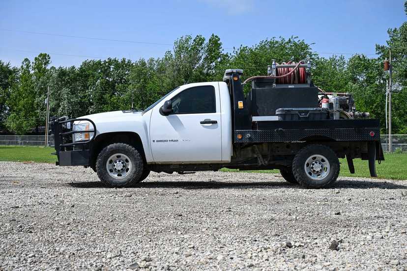 2007 Chevrolet 3500HD 4x4 Brush Truck — photo 5