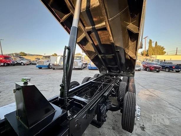 2020 Peterbilt 579 Dump Truck - image 13