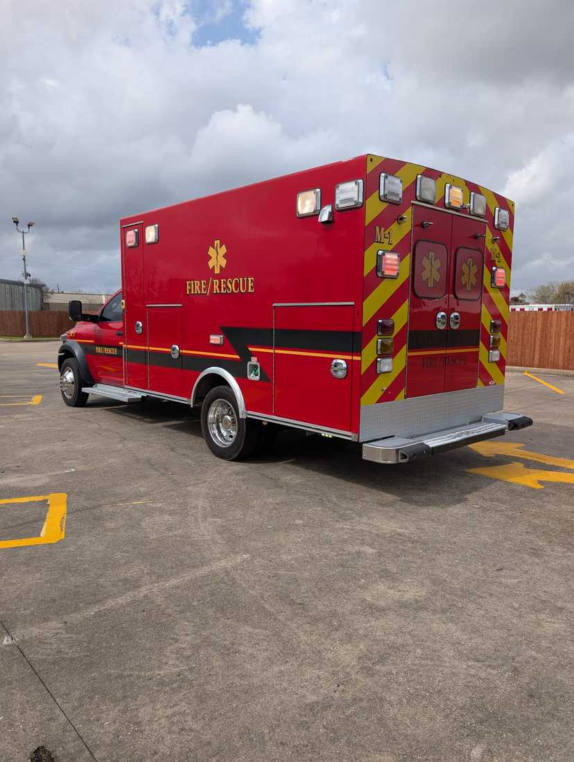 2013 Braun Dodge Type I Ambulance — photo 5