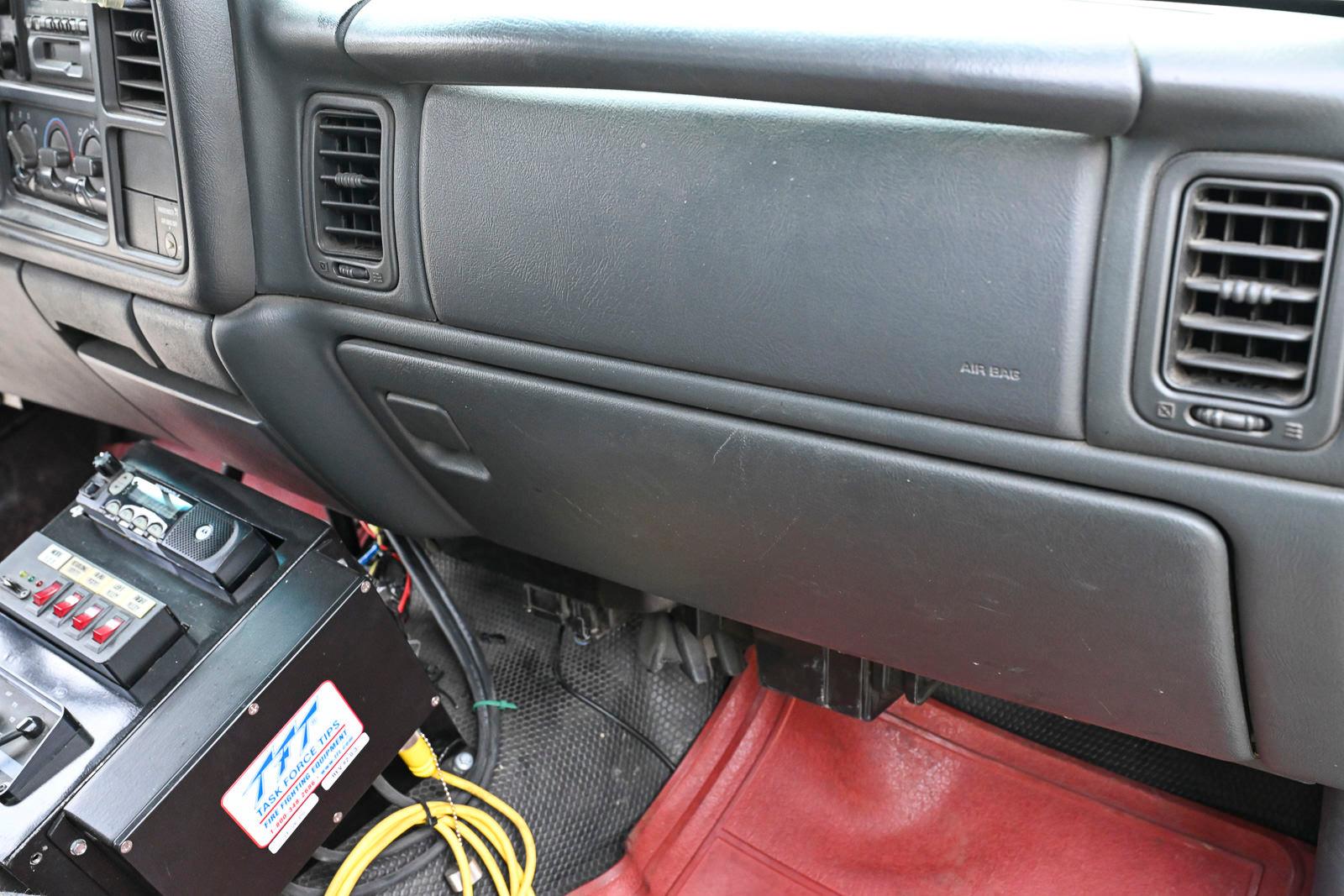 2001 Chevrolet 2500HD 4x4 Brush Truck - image 75