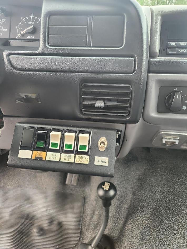 1997 Ford 4x4 Brush Truck - image 14