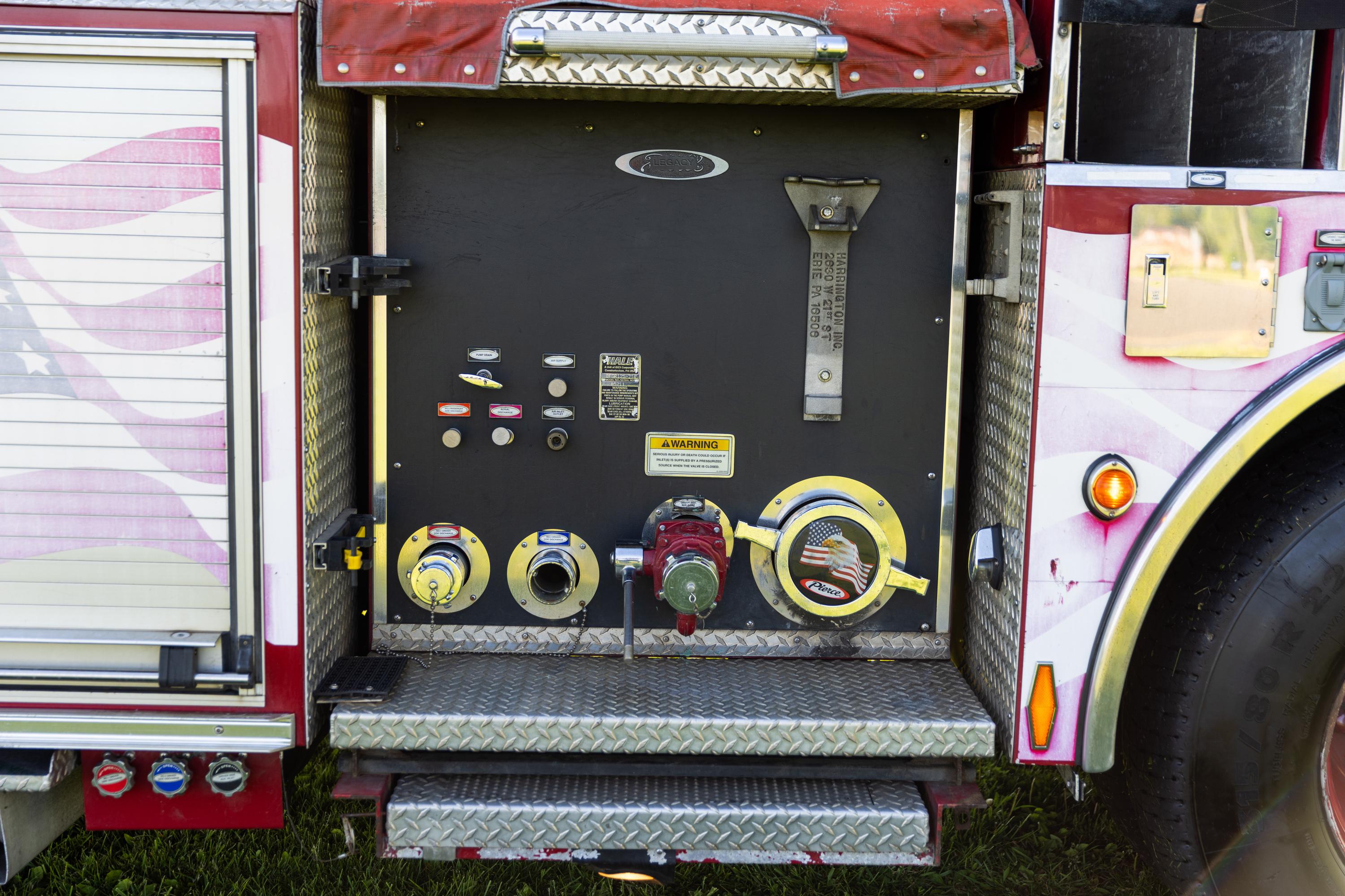 2003 Pierce TL100 100' Quint - image 31