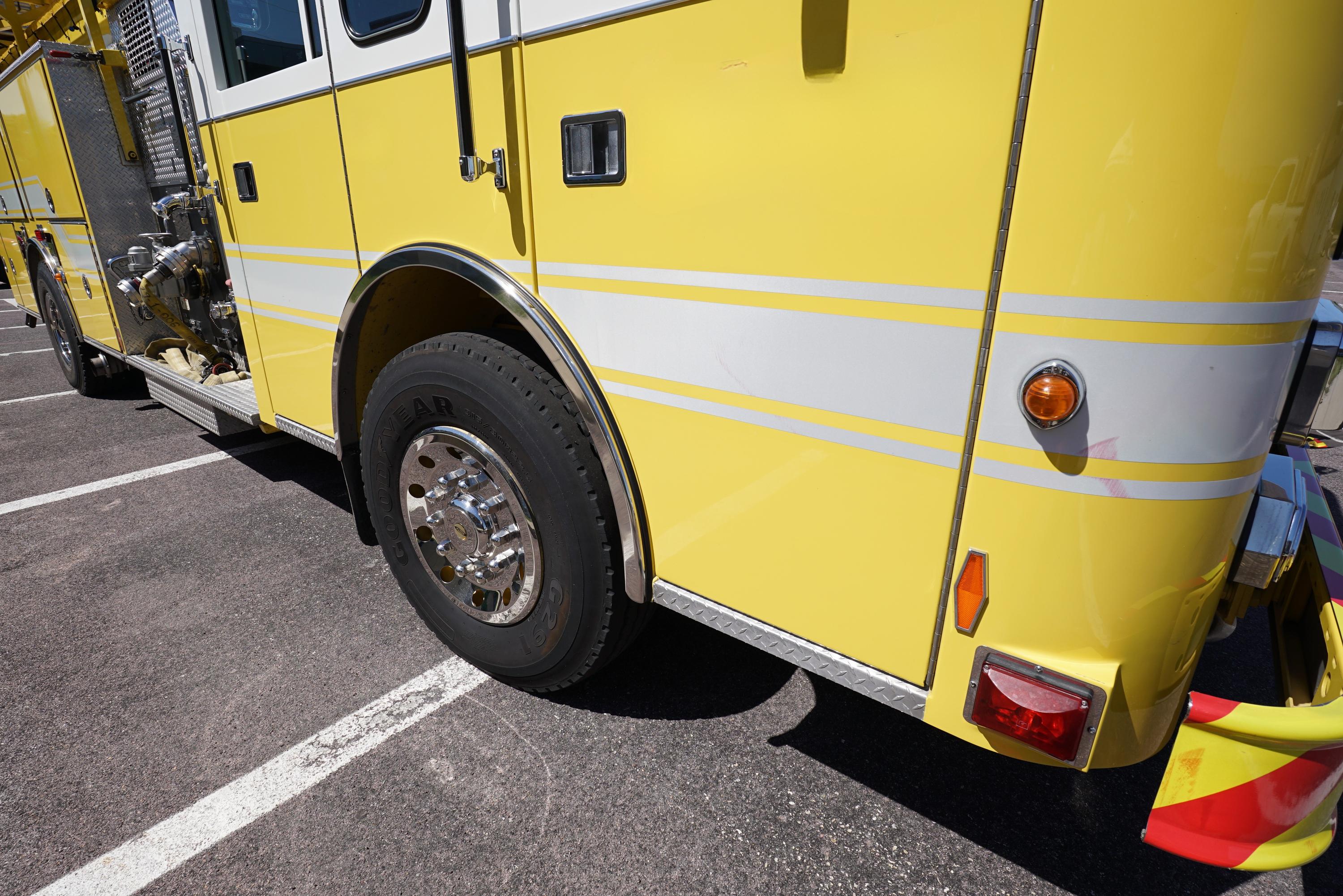 1995 Pierce Saber Pumper - image 15