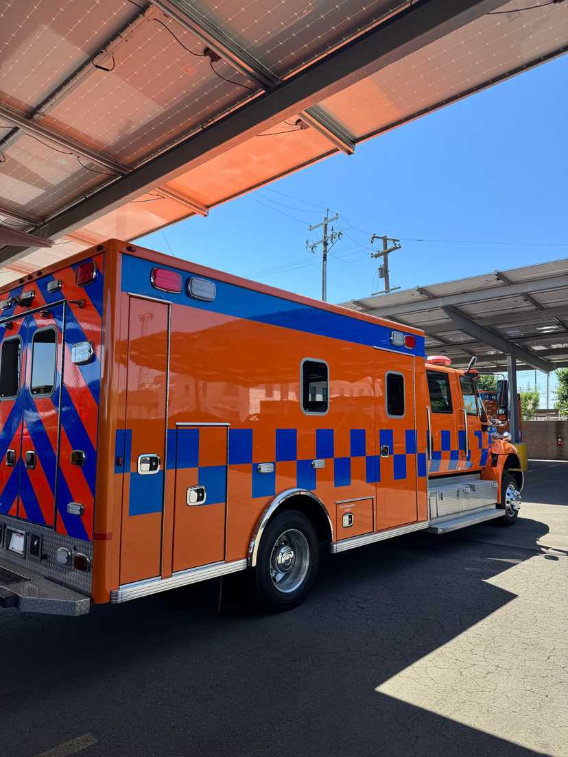 2016 International Type I Ambulance — photo 4