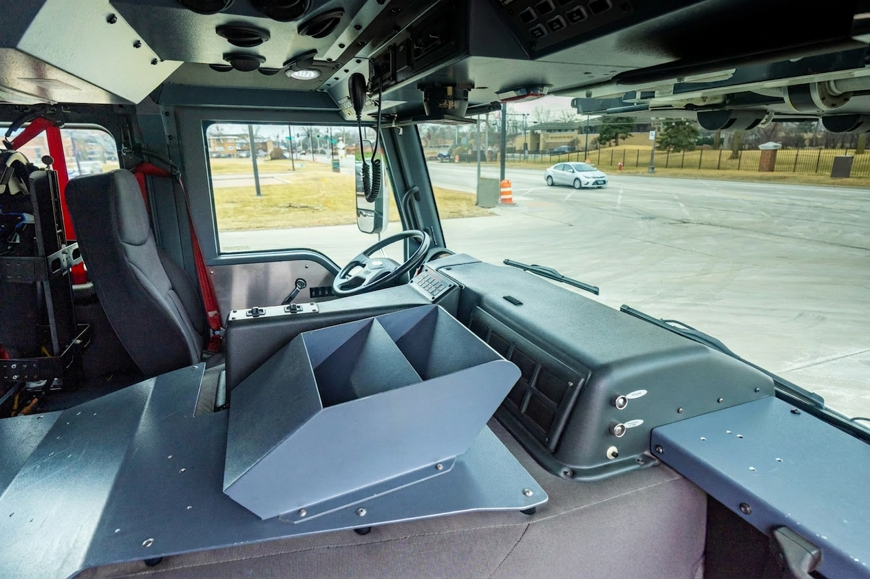 2016 Pierce Velocity 100' Quint - image 44