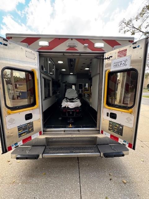 2016 Road Rescue Ford Type III Ambulance - image 5
