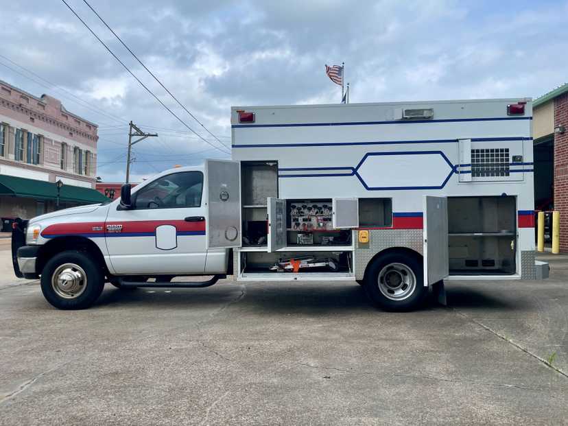 2009 Frazer Dodge Type I Ambulance — photo 4