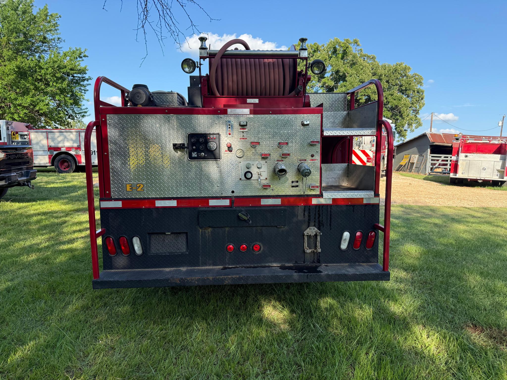 2004 Ford Brush Truck - image 5
