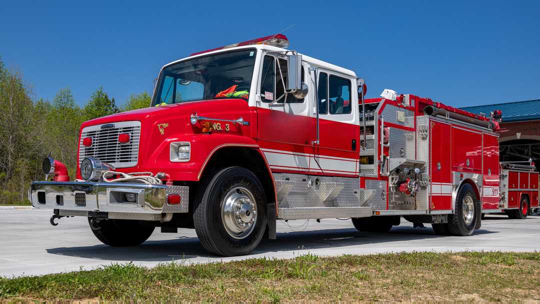 1998 Freightliner FL80 Pumper