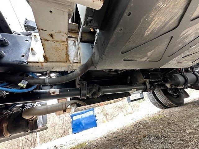 2019 Freightliner M2 Bucket Truck w/ Altec AT67 Boom (72 ft) - image 9