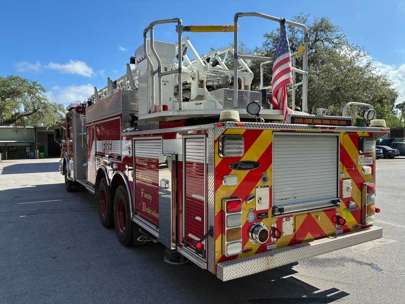 2013 Pierce Velocity 75' Aerial — photo 3