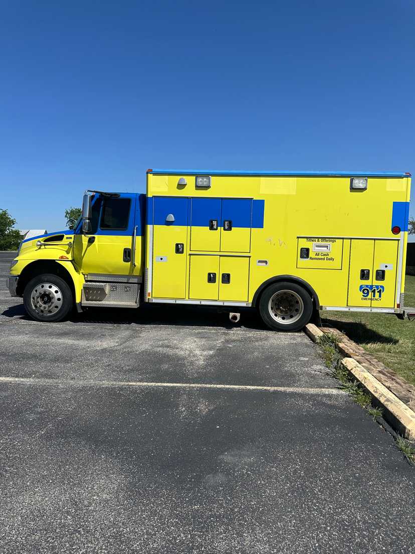 2009 International DuraStar 4300 Type I Ambulance — photo 5