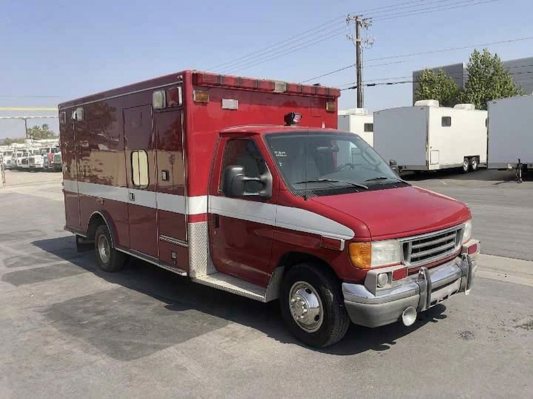 2006 Ford E-450 Ambulance
