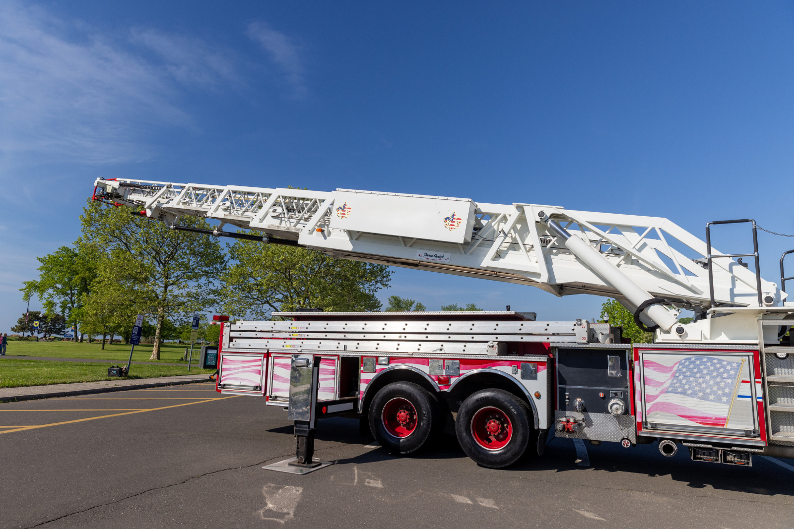2003 Pierce TL100 100' Quint - image 12