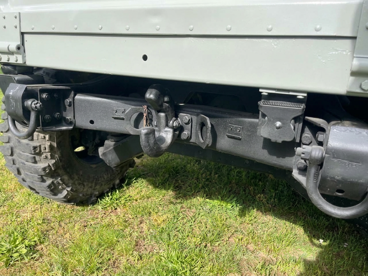 bold 1991 Hummer H1 - image 6