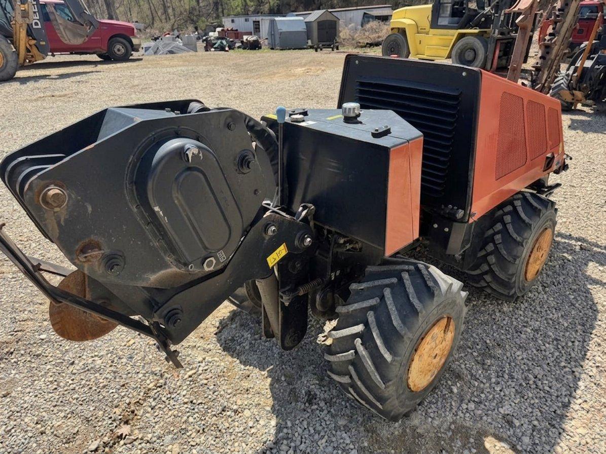 2017 Ditch Witch 410SX - image 10