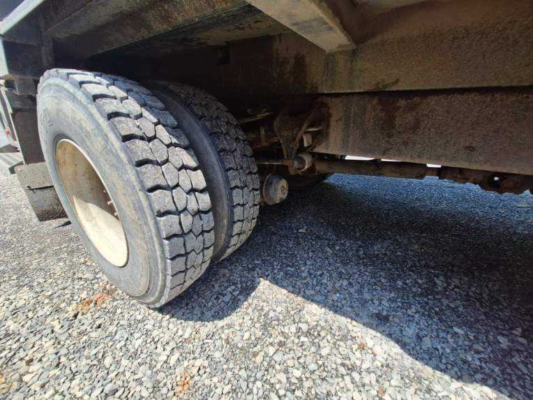 2009 International Heil Rear Loader — photo 6