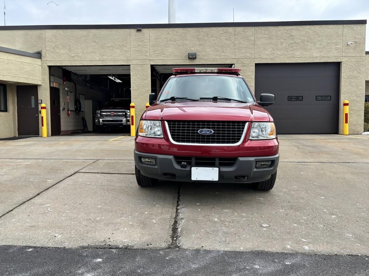 2005 Ford Expedition Command Unit - image 6