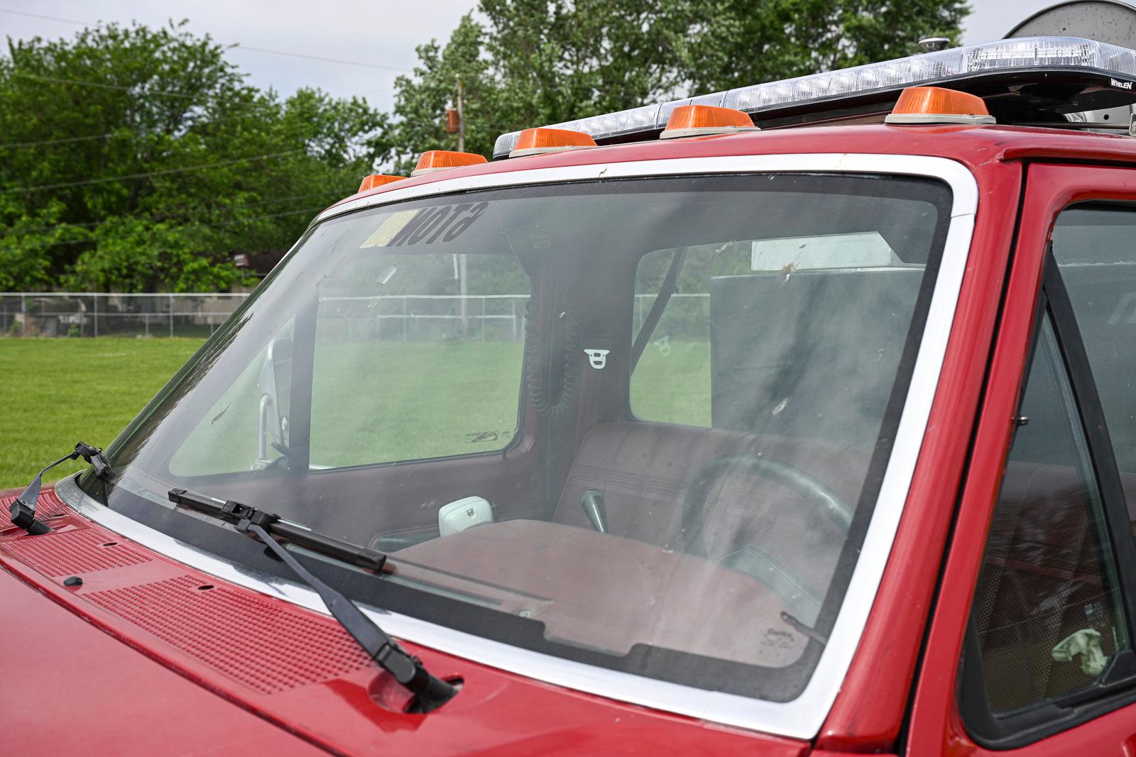 1990 Ford F350 4x4 Brush Truck - image 76