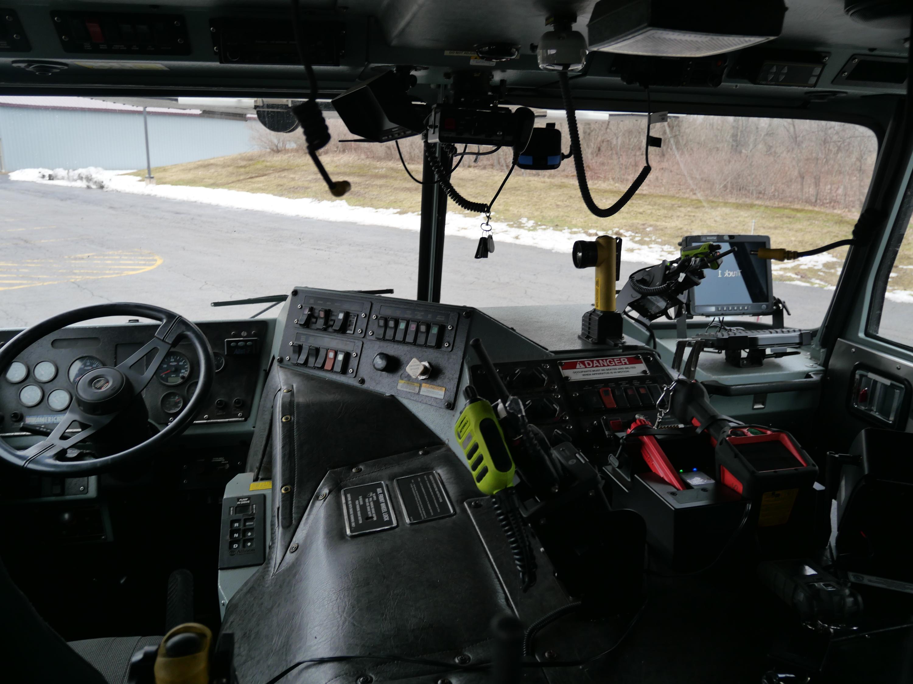 2008 Pierce Arrow XT 100' Quint - image 37