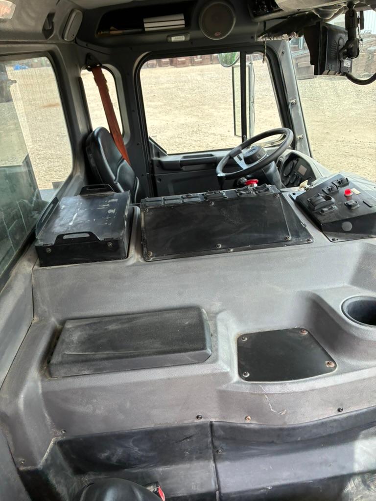 2020 Peterbilt E-Z Pack Front Loader - image 19