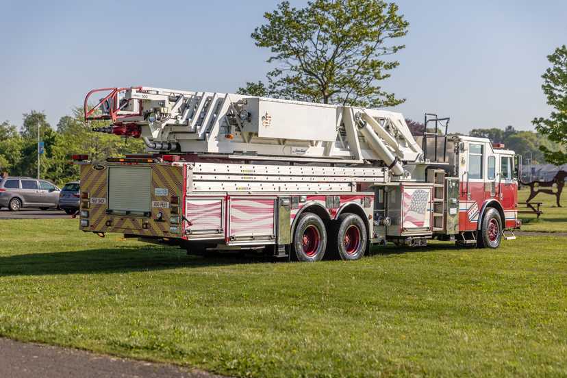 2003 Pierce TL100 100' Quint — photo 5