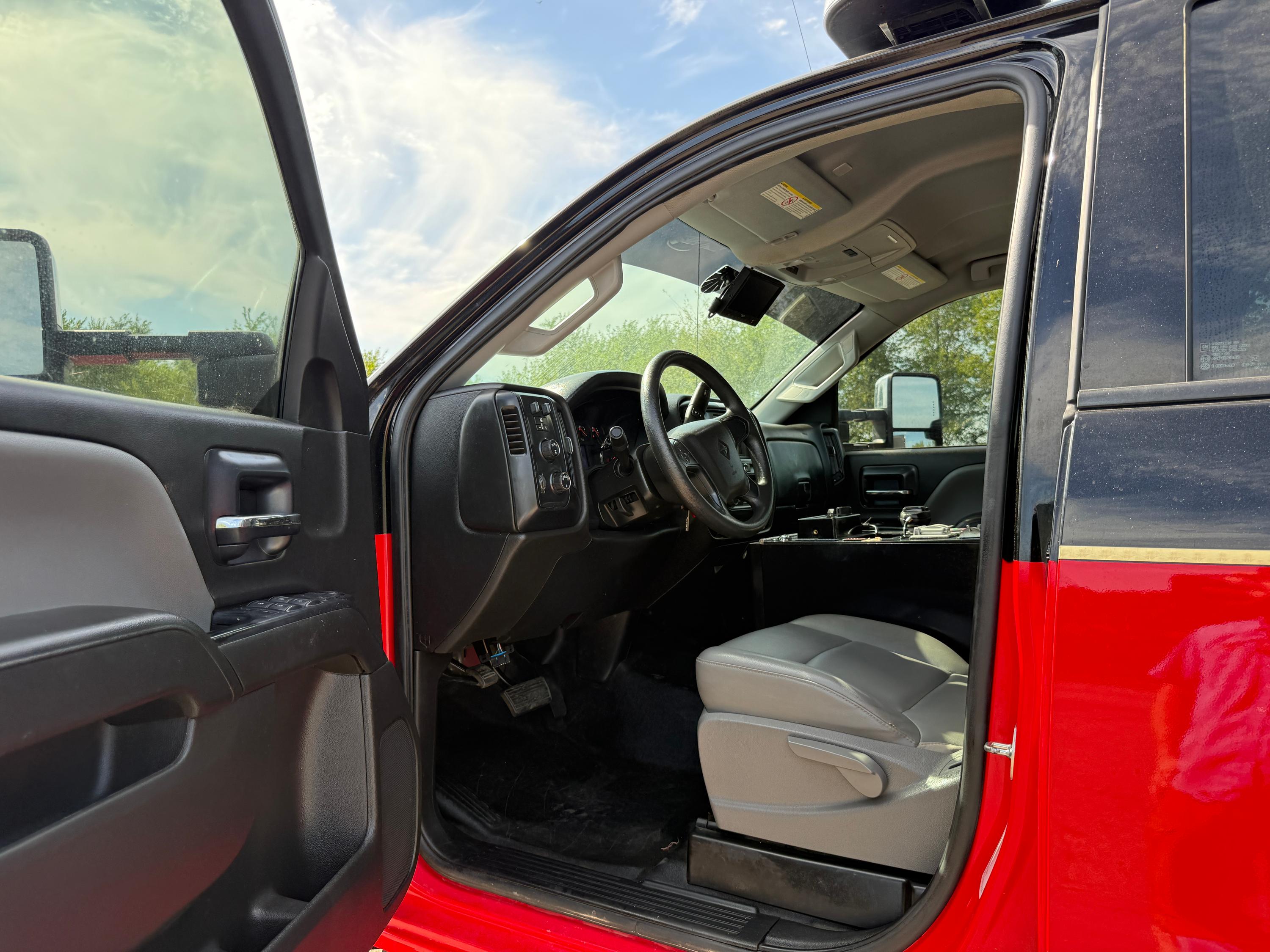 2022 Deep South International 4x4 Brush Truck - image 20