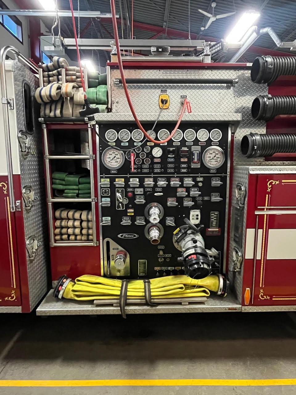 1991 Pierce Pumper Tanker - image 10