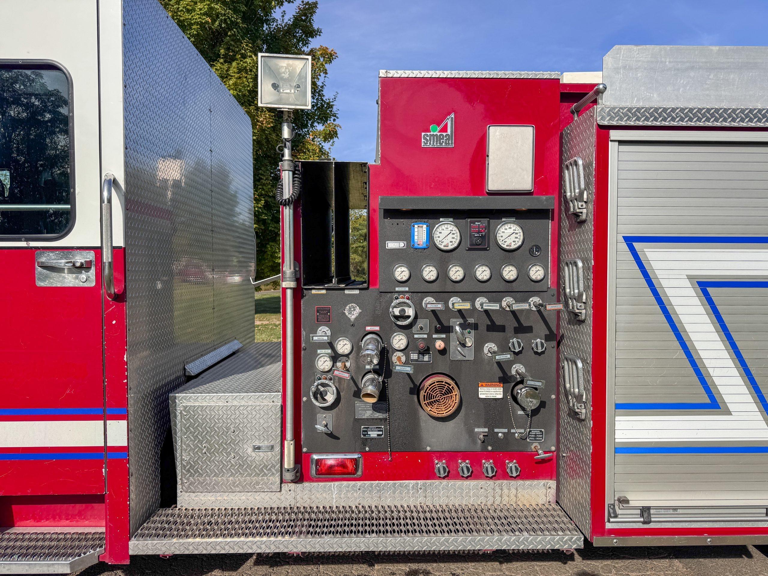 2001 Spartan Gladiator Pumper - image 14