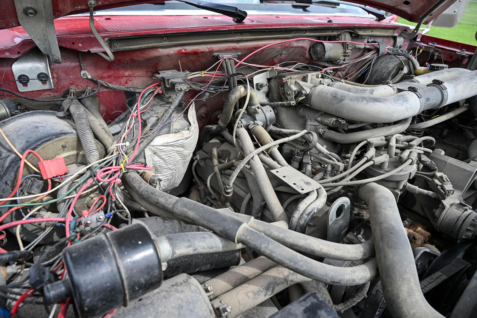 1990 Ford F350 4x4 Brush Truck - image 57