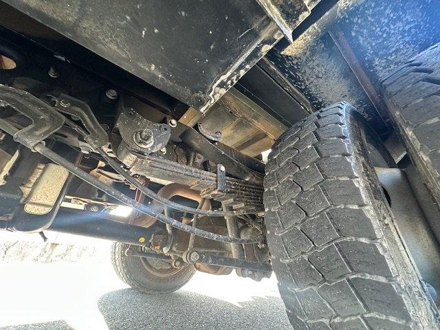 2019 Ford F550 Bucket Truck w/ Altec AT41S Boom (46 ft) - image 13