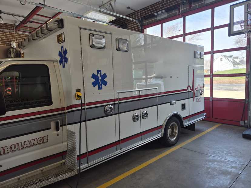 2011 Braun Ford Type III Ambulance — photo 3