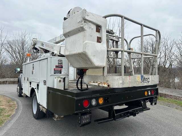 2017 Ford F550 Bucket Truck w/ Altec AT48S Boom (53 ft) — photo 6