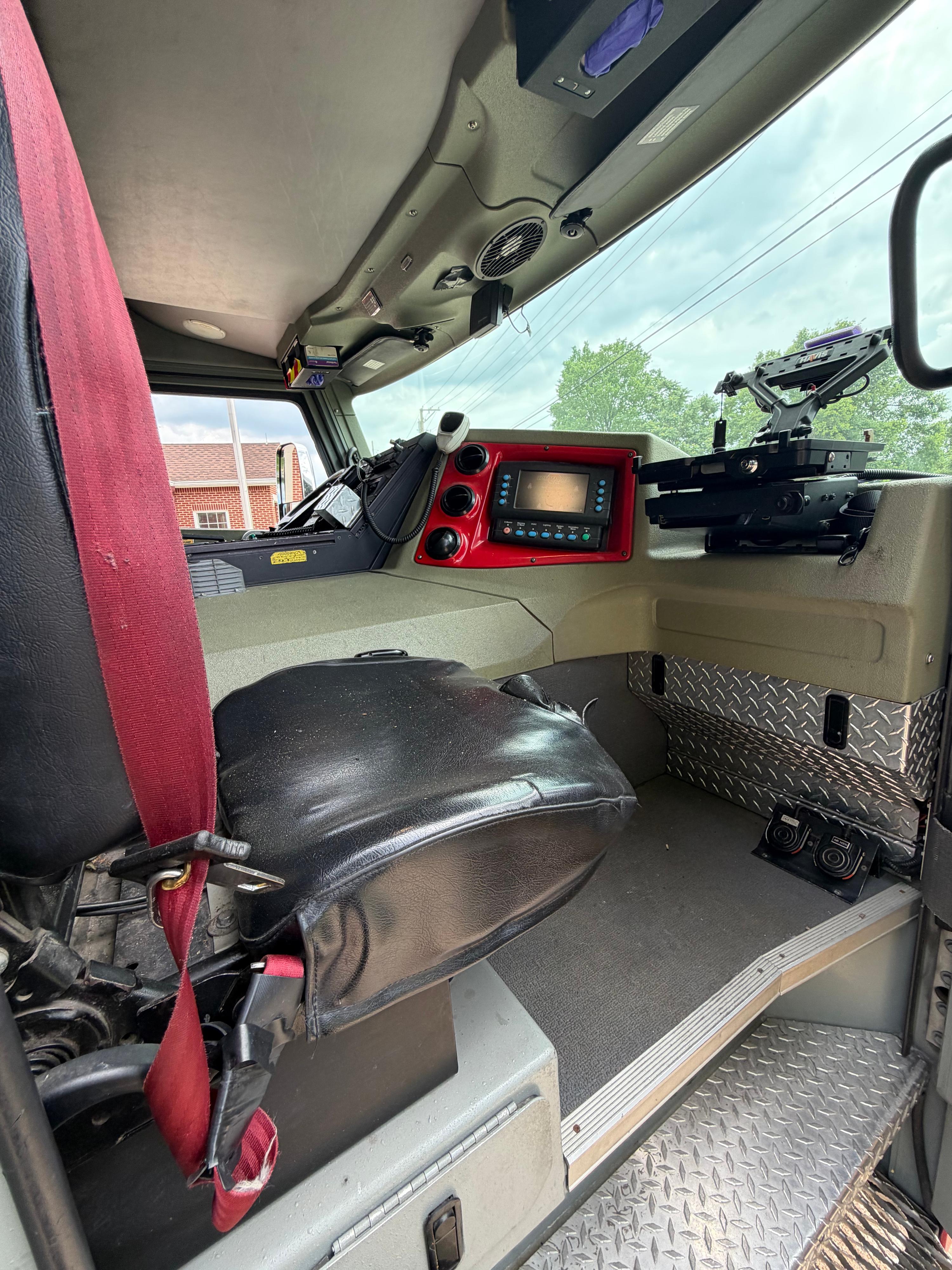 2014 Rosenbauer Pumper - image 42