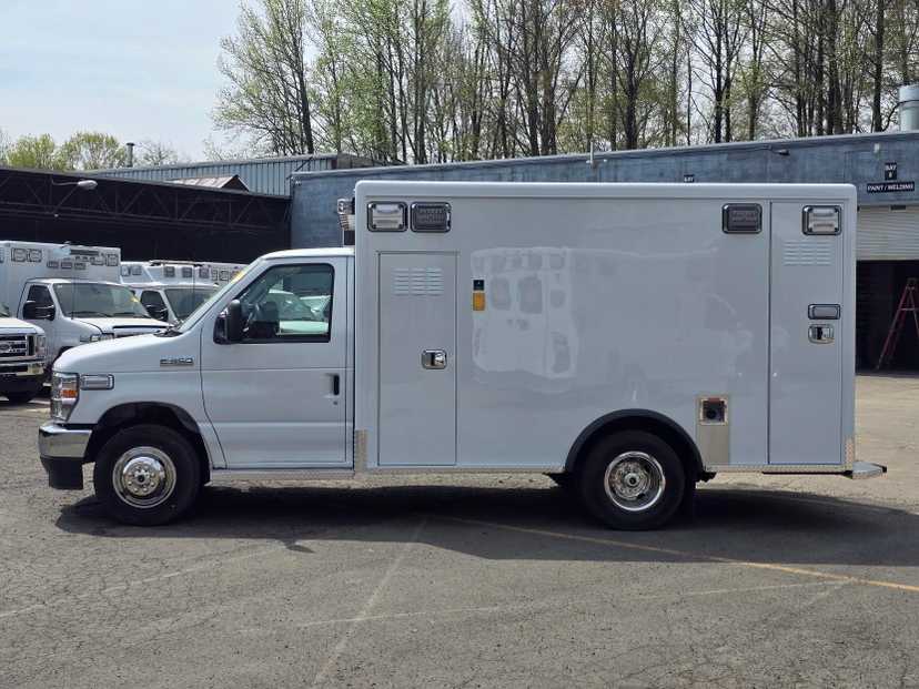 2025 AEV Ford Type III Ambulance — photo 2