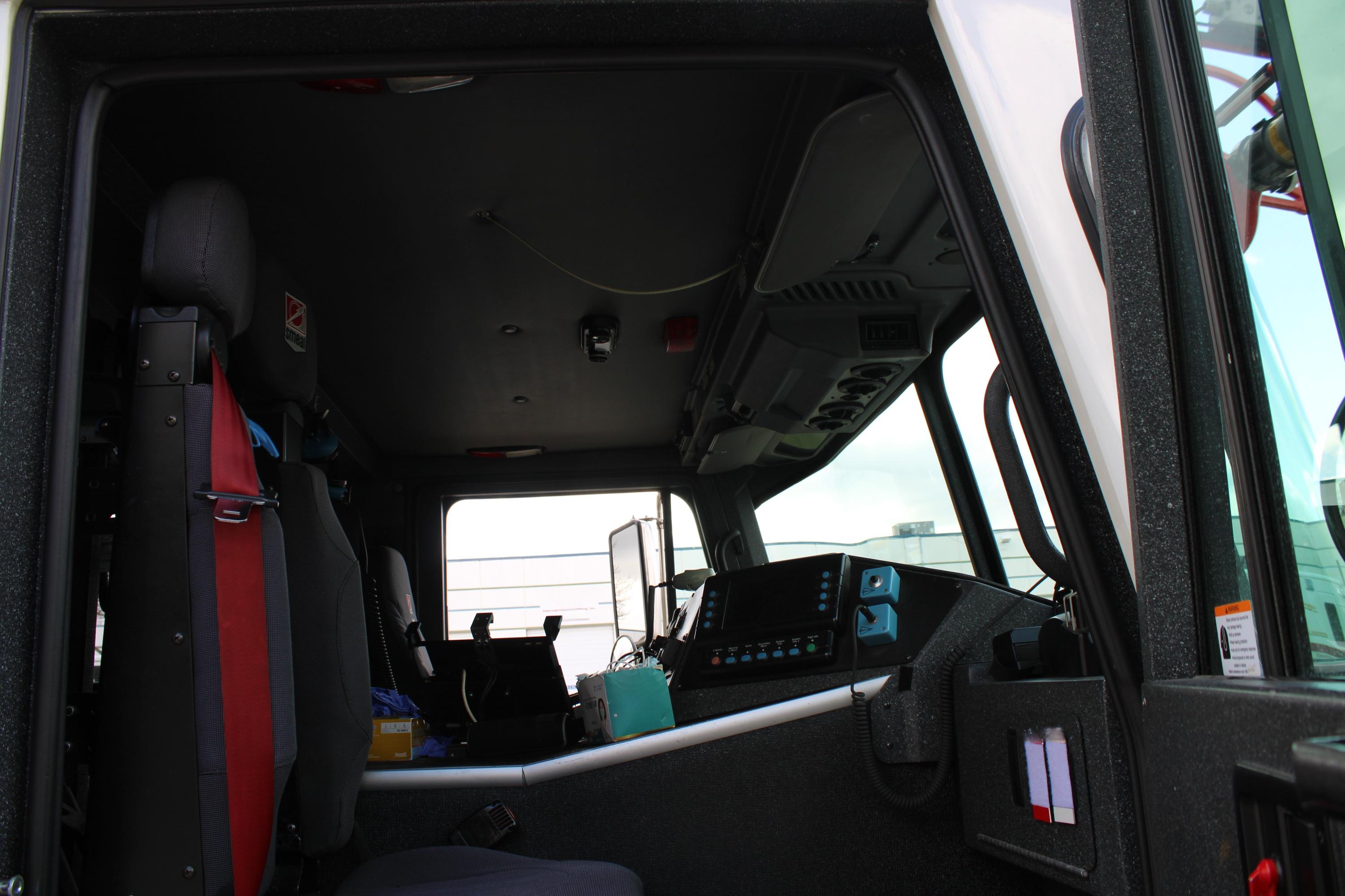 2013 Spartan Sirius MFD 105' Quint - image 29