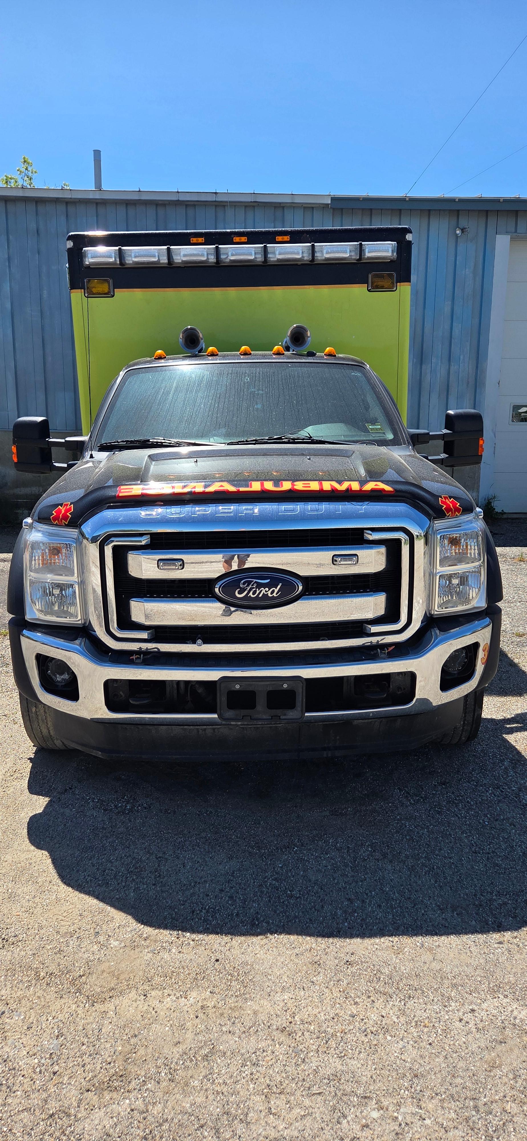 2015 AEV Ford 4x4 Type I Ambulance - image 3