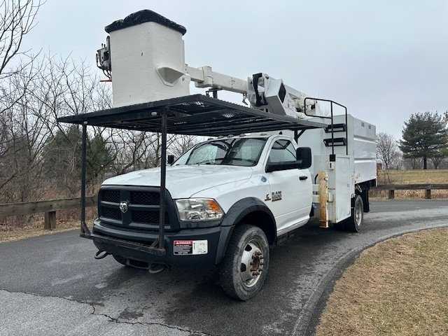 2017 RAM 5500 HiRanger LT40 Bucket Truck w/ Chipper Dump (45 ft)