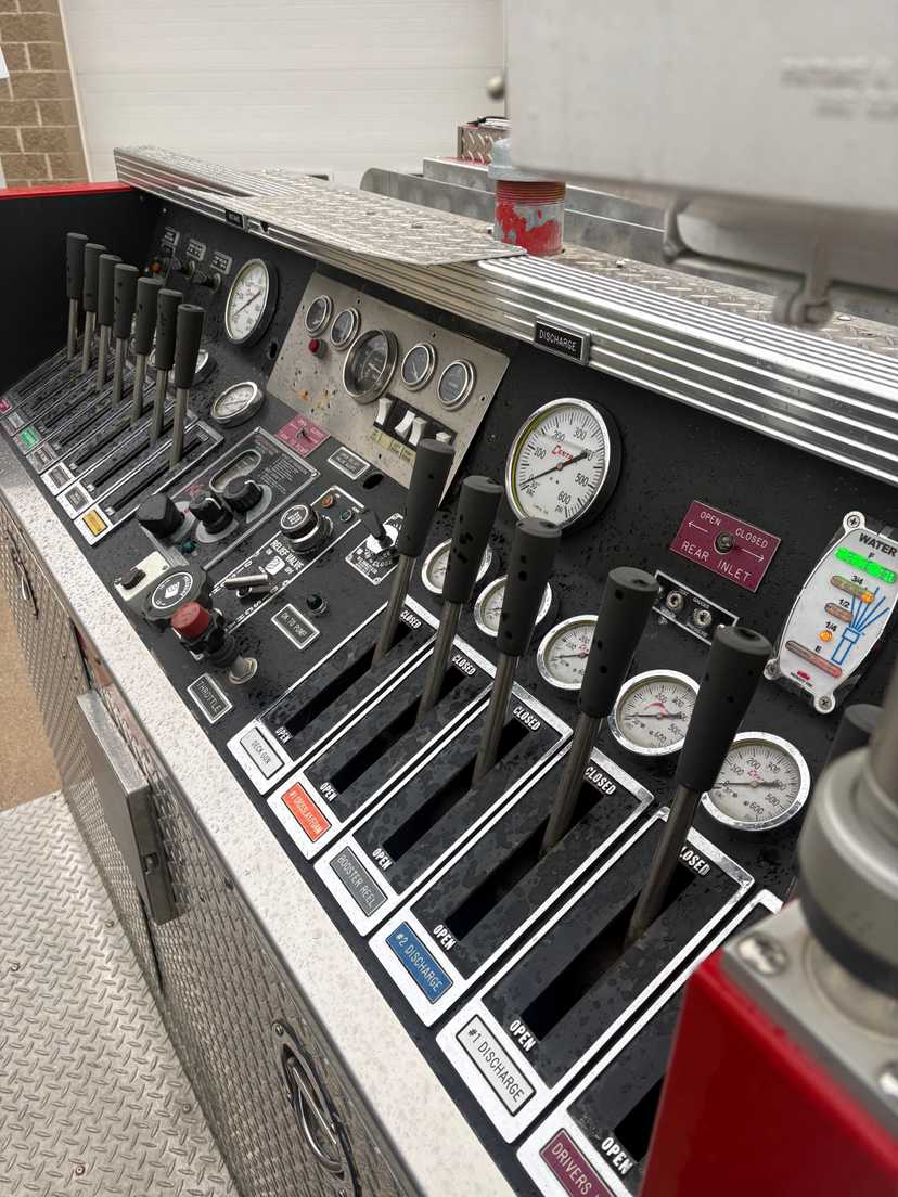 1995 Central States Freightliner Pumper — photo 4