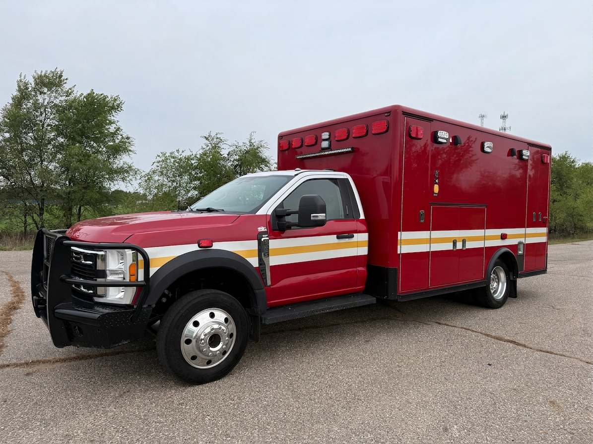 2023 Horton Ford 4x4 Type I Ambulance - image 6