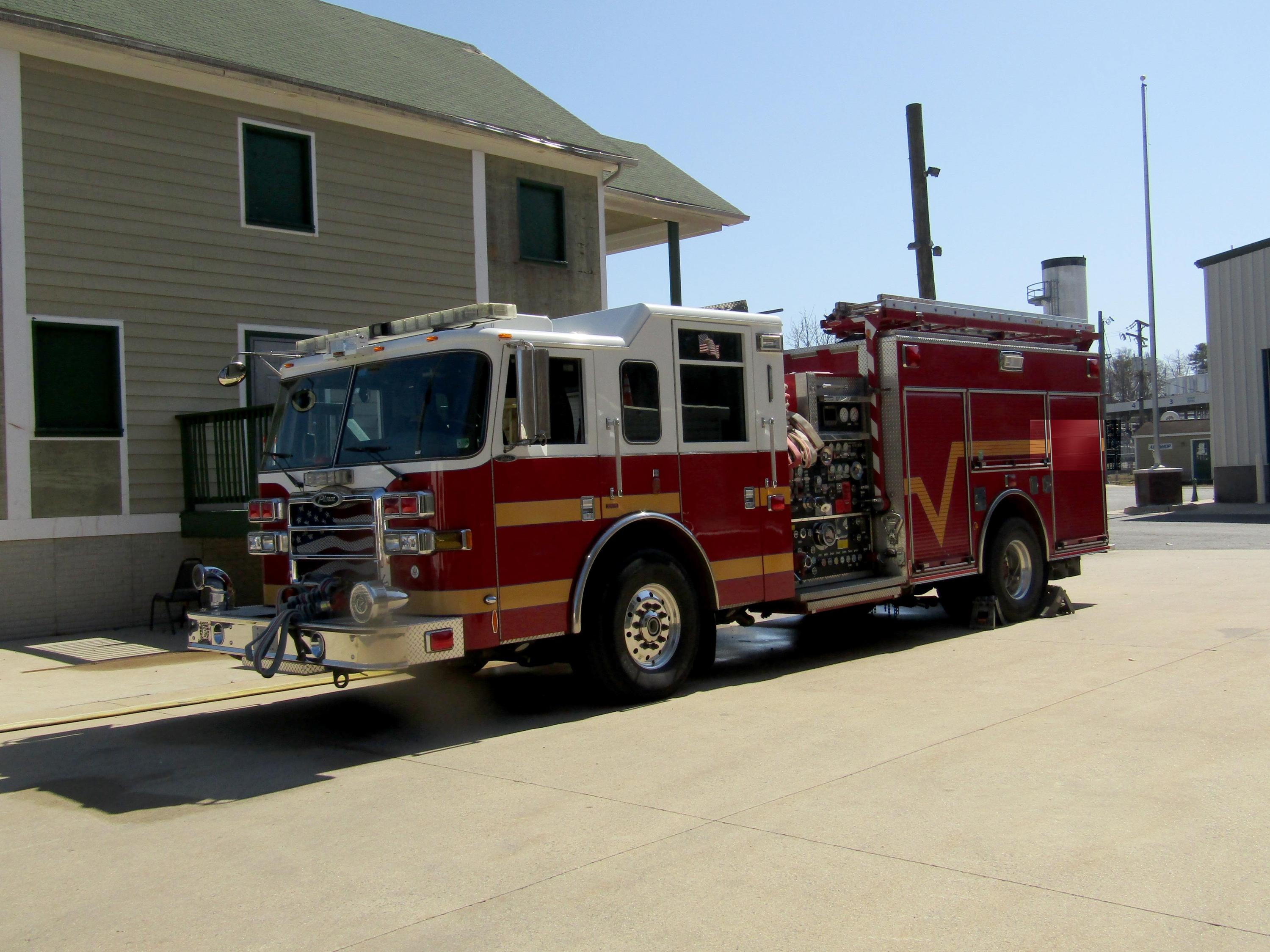 2007 Pierce Dash Pumper - image 4