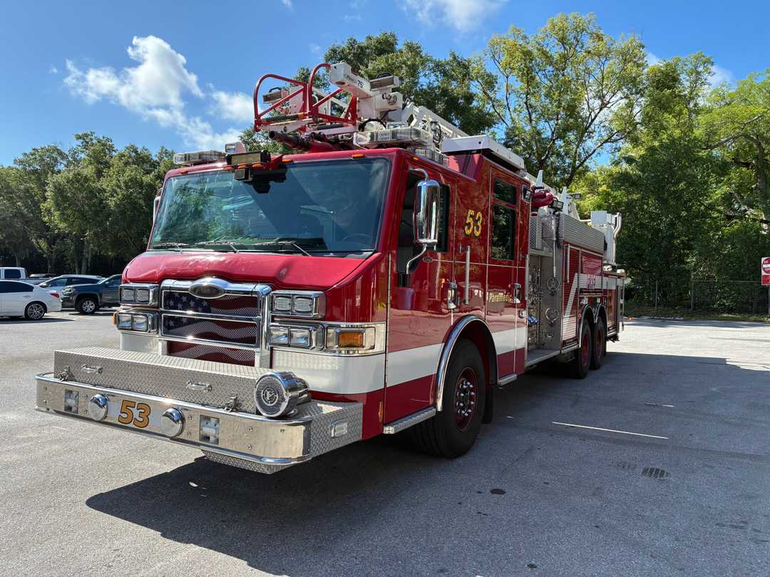 2013 Pierce Velocity 75' Aerial