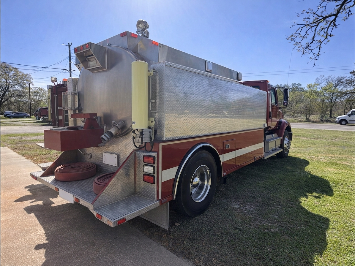 2005 Kenworth Pumper Tanker - image 4