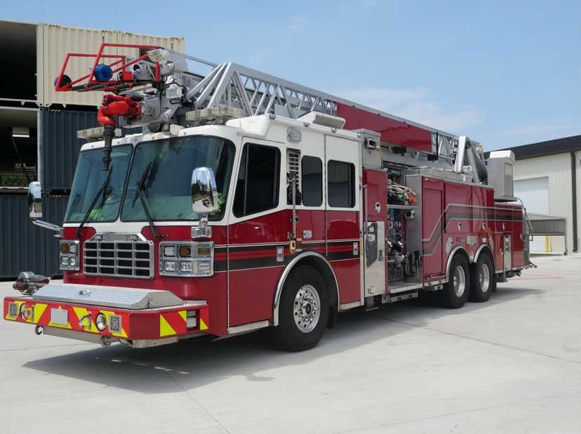 2012 Ferrara 107' Quint